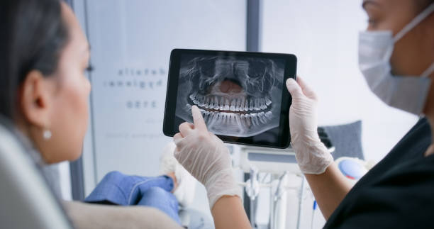 Licensed Tooth Extraction service in Montgomery County County, IL - Smile Center Dentistry